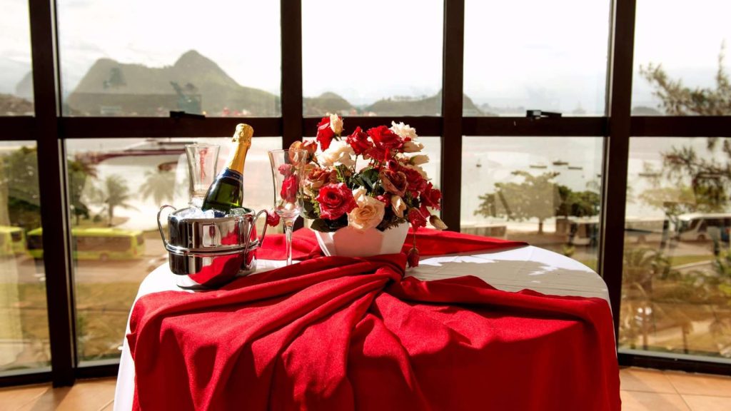 Dia da Noiva no Hotel Solar de Amanhecer na praia de Charitas em Niterói, RJ