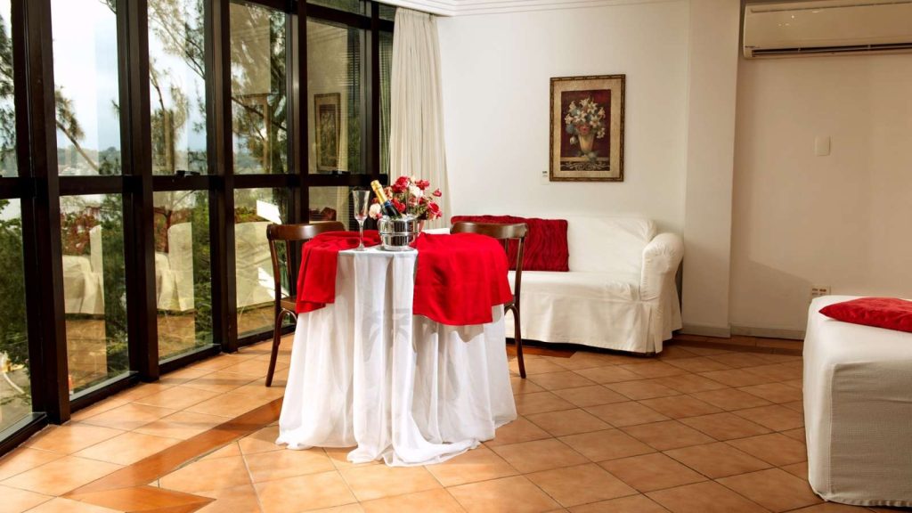 Dia da Noiva no Hotel Solar de Amanhecer na praia de Charitas em Niterói, RJ