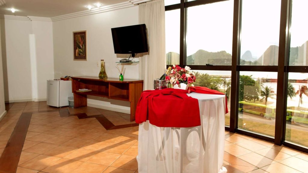 Dia da Noiva no Hotel Solar de Amanhecer na praia de Charitas em Niterói, RJ