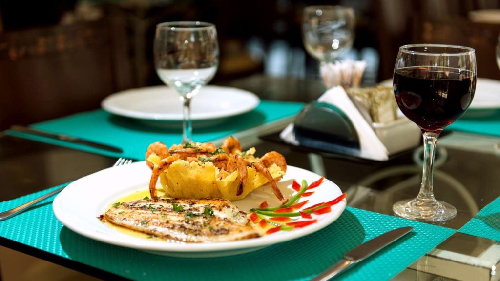 Jantar no Restaurante Enseada de frente ao Mar em Niterói